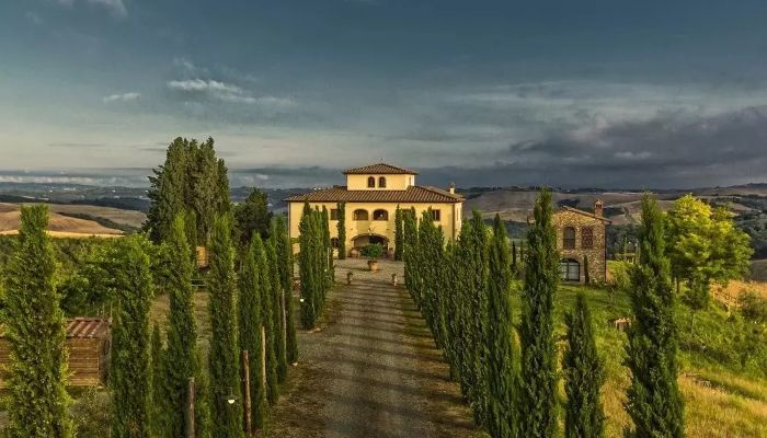Historic Villa Montaione 2