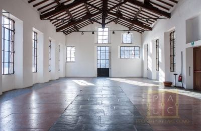 Historic property for sale Brienno, Lombardy:  Ballroom