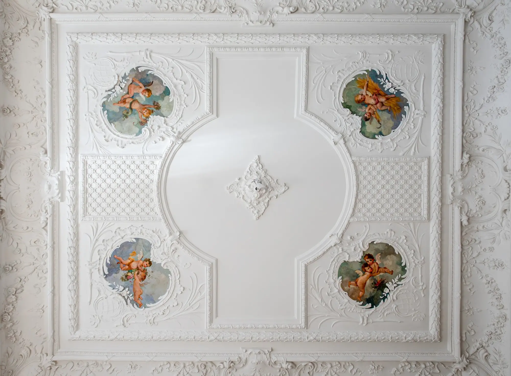 歴史的都市宮殿の内観