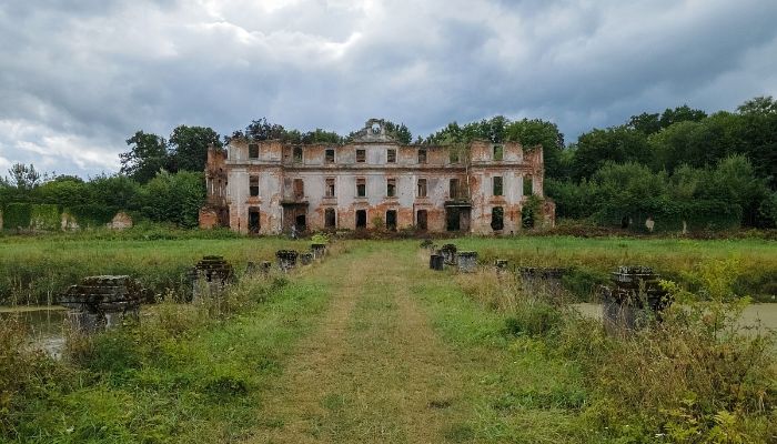 Castle Słobity 2