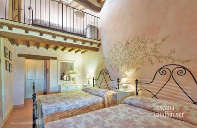 Country House for sale Asciano, Tuscany:  RIF 2992 Schlafzimmer 2