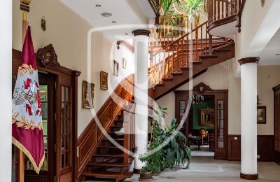 Manor House for sale Przedbórz, Łódź Region, Entrance Hall