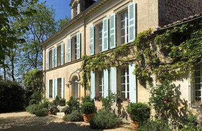 Manor House for sale Gémozac, New Aquitaine:  Das Landhaus