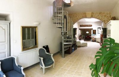 Manor House for sale Gémozac, New Aquitaine, Eines der Gästeapartments