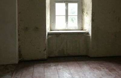 Historic property for sale 06279 Schraplau, Kirchplatz 2, Saxony-Anhalt, Living Room