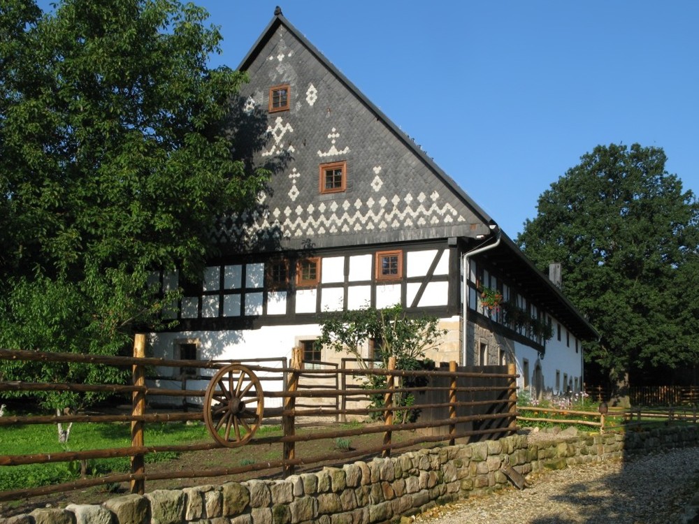 Beautiful frame country house in Lower Silesia Boutique Hotel