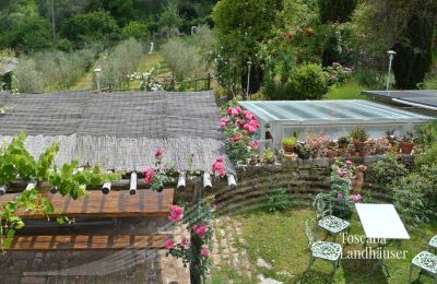 Country House for sale Gaiole in Chianti, Tuscany:  RIF 3003 Blick auf Gewächshaus