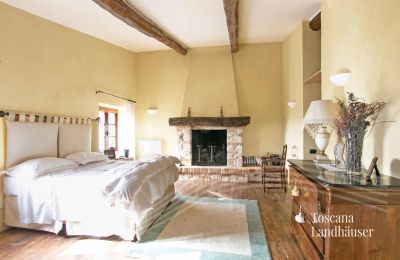 Country House for sale Sarteano, Tuscany:  RIF 3005 Schlafzimmer 1