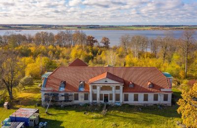 Character Properties, Līgutu - Lake side Manor in Latvia