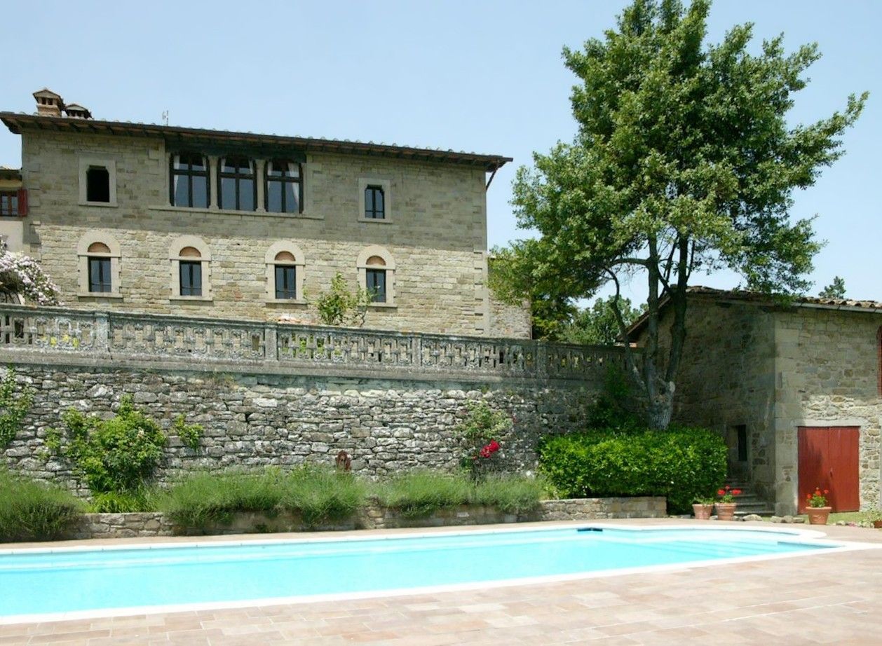 Photos Stately country estate in Caprese Michelangelo