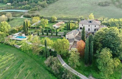 Country House for sale Lerchi, Umbria:  Drone
