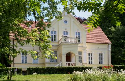 Manor House for sale Chojnice, Pomeranian Voivodeship:  Front view