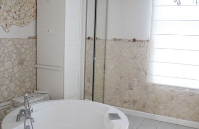 Manor House for sale Lichnowy, Pomerania, Bathroom