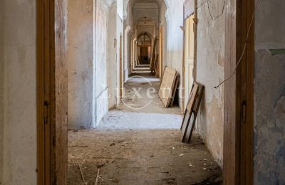 Castle for sale Cítoliby, Zamek Cítoliby, Ústecký kraj:  Floor