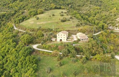 Country home for sale 06019 Pierantonio, Umbria, Drone view