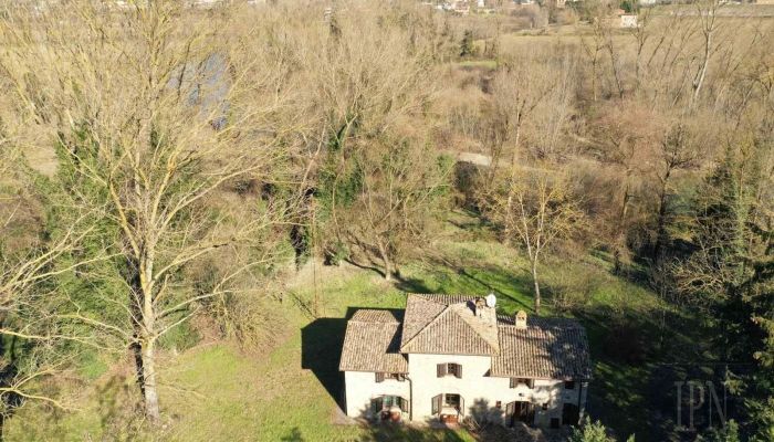 Country House Pierantonio 4