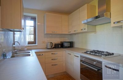 Country home for sale 06019 Pierantonio, Umbria, Kitchen
