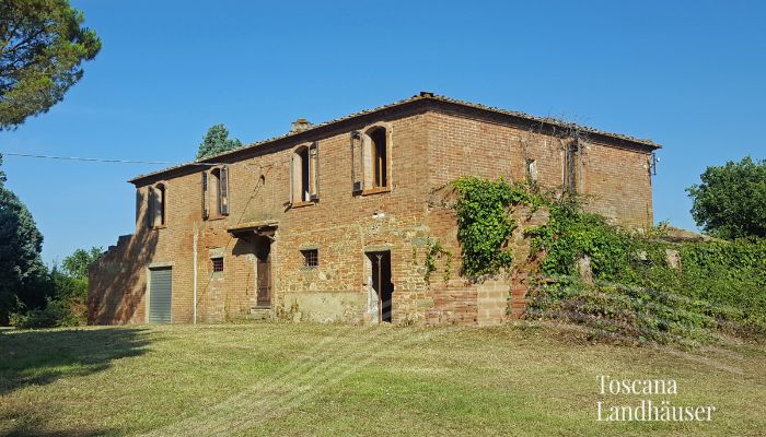 Farmhouse for sale Sinalunga, Tuscany,  Italy