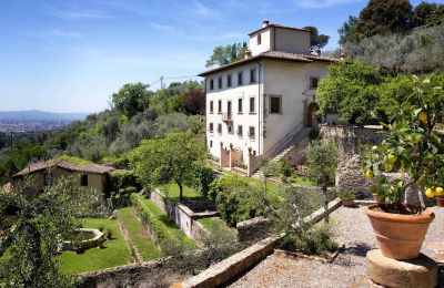 Character Properties, Historic villa above the hills of Florence