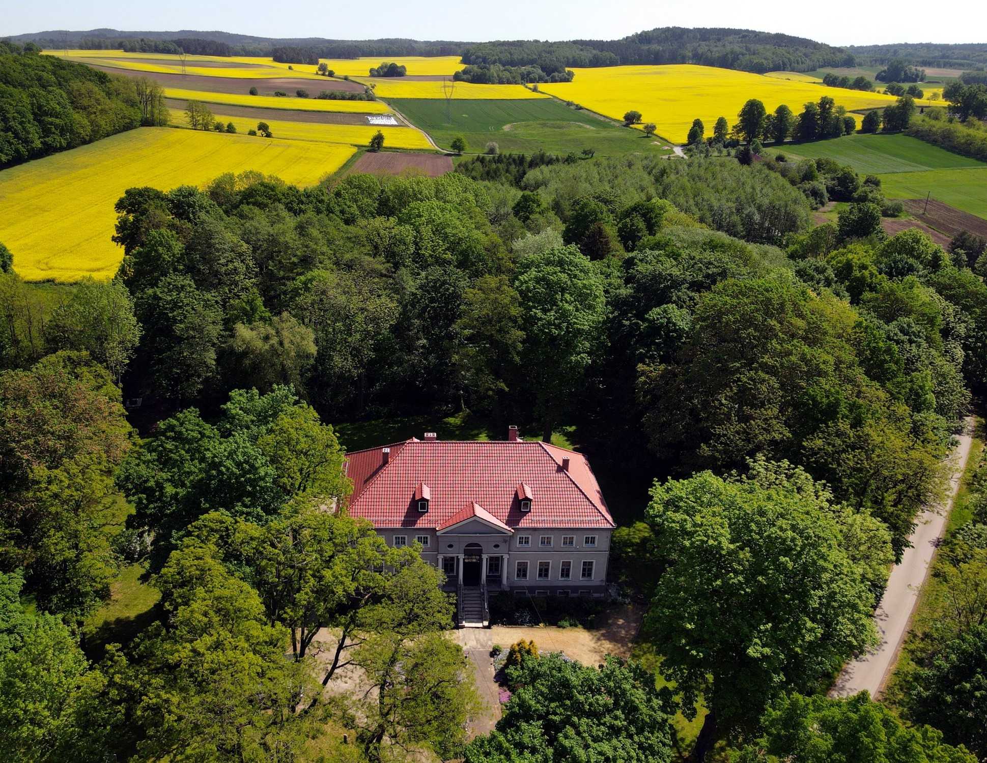 Photos Country Mansion in Poland near Görlitz (Germany)