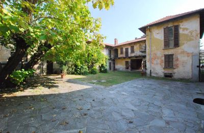 Historic Villa for sale Golasecca, Lombardy:  Outbuilding