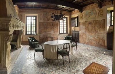 Castle for sale Cavallirio, Piemont:  