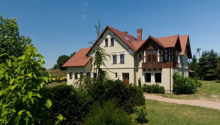 Historic Villa for sale Strzelin, Lower Silesian Voivodeship,  Poland