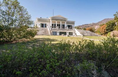Historic Villa for sale 28040 Lesa, Piemont:  Property