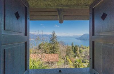 Historic Villa for sale 28838 Stresa, Piemont, View