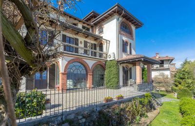 Historic Villa for sale 28838 Stresa, Piemont, Terrace