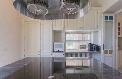 Historic Villa for sale 28838 Stresa, Piemont, Kitchen