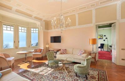 Historic Villa for sale Verbano-Cusio-Ossola, Suna, Piemont:  Living Room