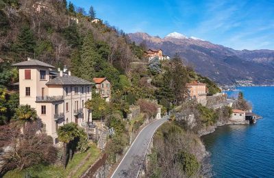 Historic Villa for sale Cannobio, Piemont, Side view