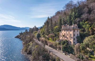 Historic Villa for sale Cannobio, Piemont, Exterior View