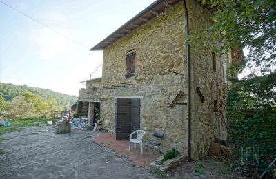 Farmhouse for sale 06019 Preggio, Umbria:  