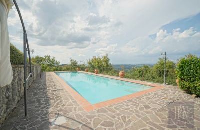 Farmhouse for sale 06026 Pietralunga, Umbria:  Pool