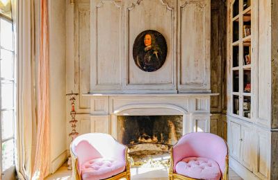 Historic villa for sale İstanbul, Tom Tom, Nur-i Ziya Sokak, Photo 18/33