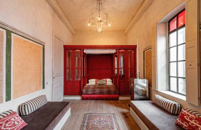 Historic villa for sale İstanbul, Tom Tom, Nur-i Ziya Sokak, Photo 27/33