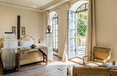 Historic villa for sale İstanbul, Tom Tom, Nur-i Ziya Sokak, Photo 31/33