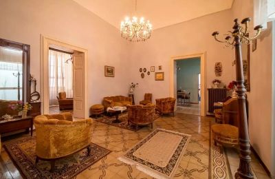 Castle for sale Manduria, Apulia:  