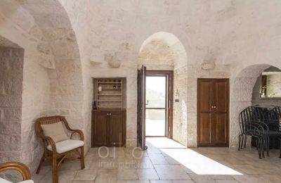 Trullo for sale Cisternino, Apulia, Photo 9/29