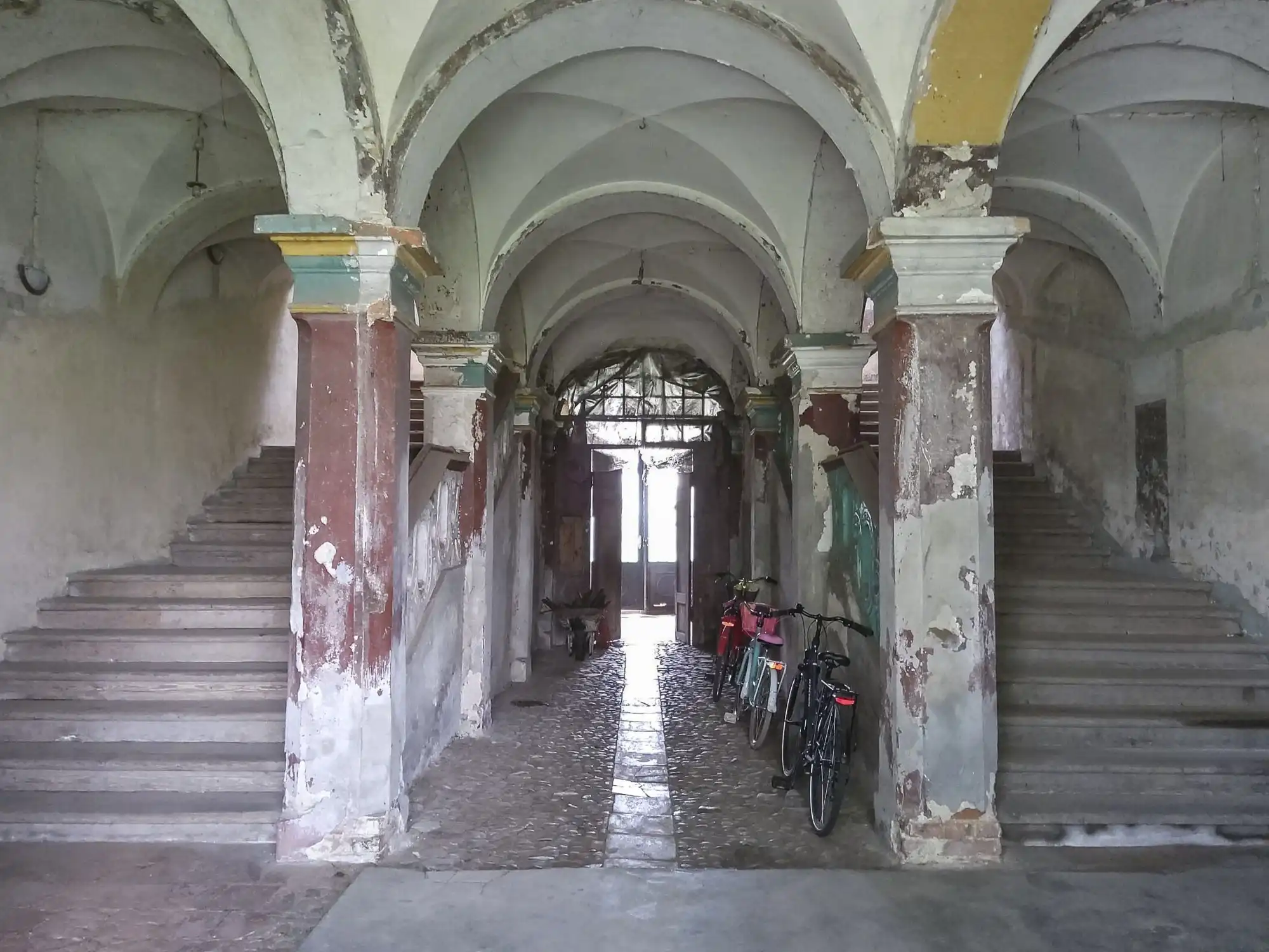 Photos Manor in Pisarzowice near Moszna castle