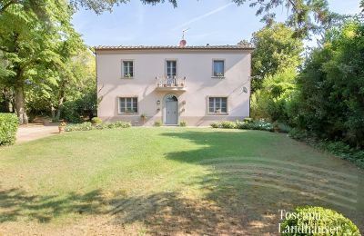 Historic Villa for sale Foiano della Chiana, Tuscany:  Exterior View