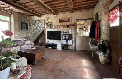 Farmhouse for sale Vecchiano, Tuscany:  