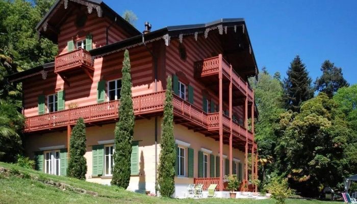 Historic Villa for sale 28823 Ghiffa, Piemont,  Italy