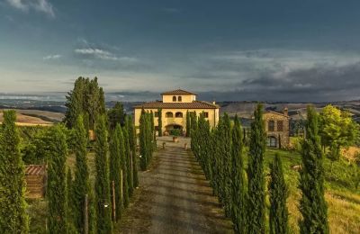 Historic Villa for sale Montaione, Tuscany:  Access