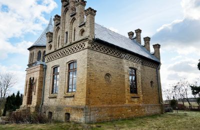 Historic Villa for sale Chmielniki, Kuyavian-Pomeranian Voivodeship:  widok z boku