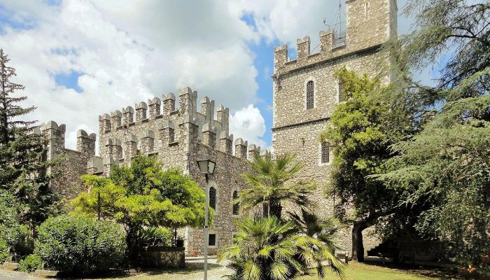 Burg te koop Umbria,  Italië