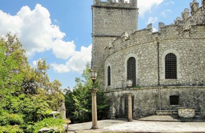 Medieval Castle for sale Umbria, Photo 2/13