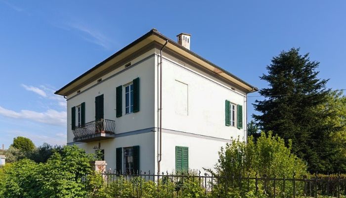 Historic Villa Lucca, Tuscany